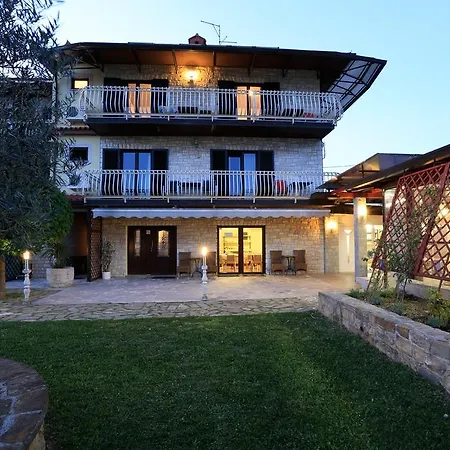 Panorama *