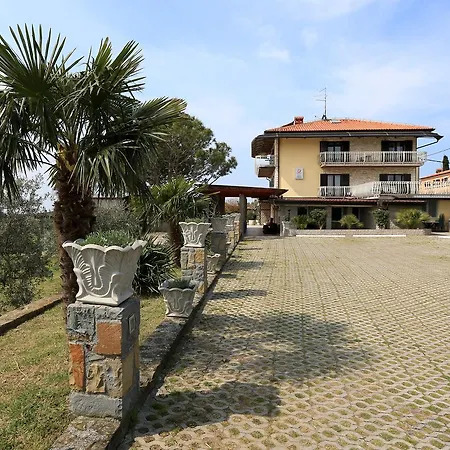 Panorama Hostel *